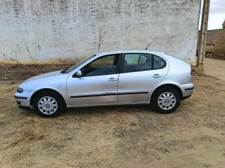 SEAT Leon 2000