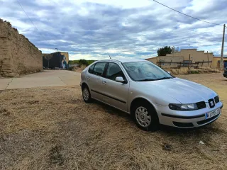 SEAT Leon 2000