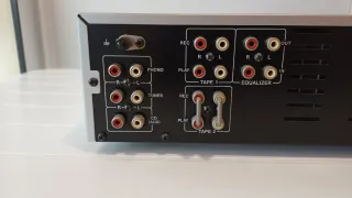 Amplificador AKAI AM-A3 para reparar