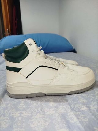 Zapatillas altas blancas y verdes Talla 43