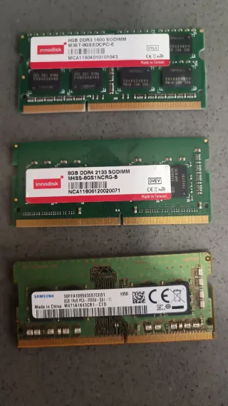 Módulos RAM SODIMM DDR3/DDR4 8GB. Portátil.