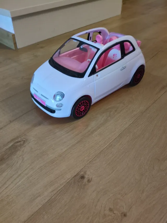 Coche Barbie Blanco y Rosa