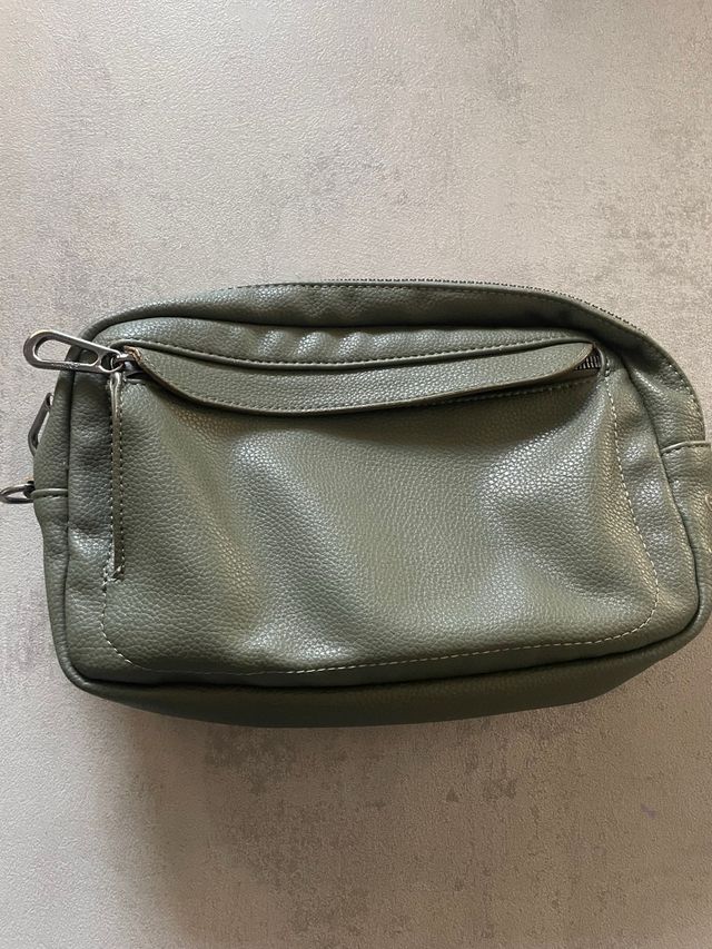 Neceser Carpisa Piel Verde Caqui 26x15 cm