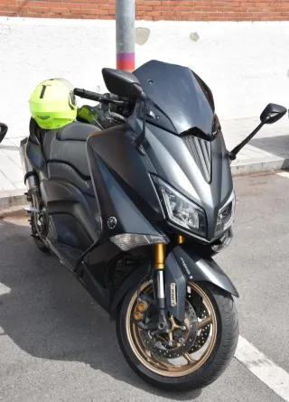 Yamaha TMAX 530