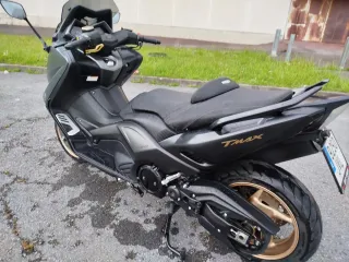 Yamaha TMAX 530