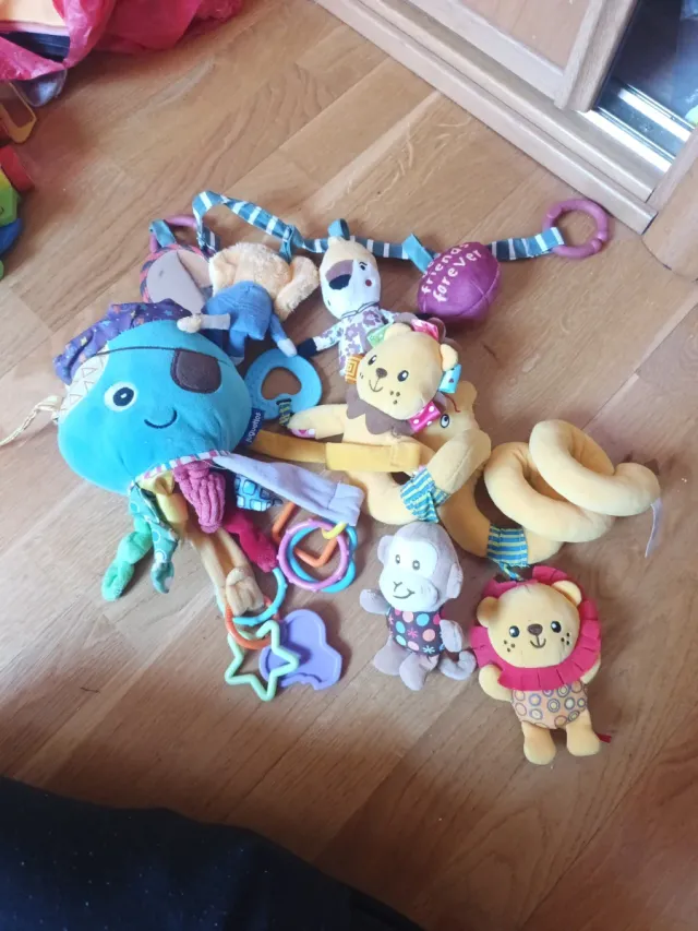 Lote juguetes cochecito bebé