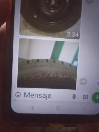 Neumático 195/65R15 a estrenar