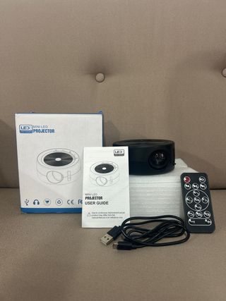Mini proyector LED