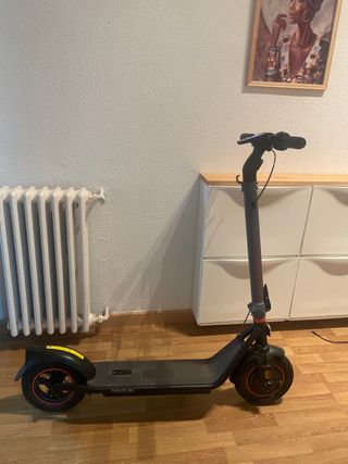 Patinete Cecotec Bongo D40XL