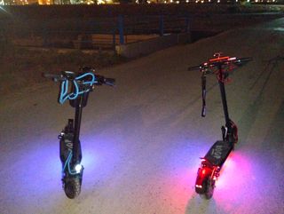 Patinete Eléctrico EcoxTrem by Boop