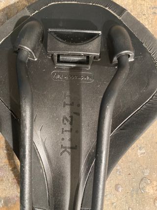 Sella per bici da corsa Fizik Antares
