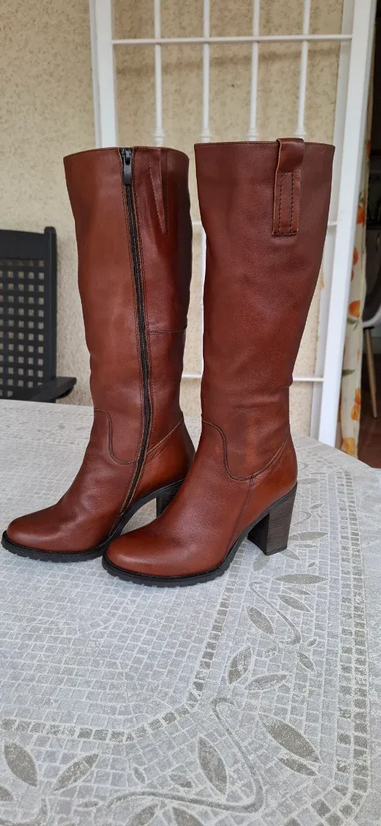 Botas de caña alta de piel