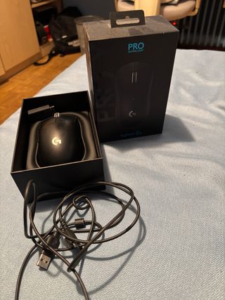 Ratón Logitech G Pro SUPERLIGHT Negro