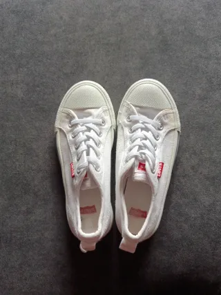 Zapatillas Levis Blancas Talla 33