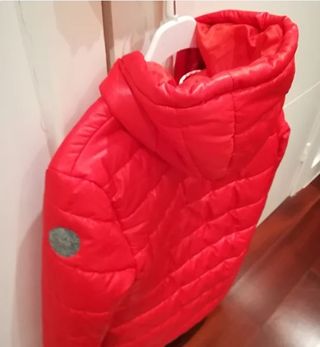 Cazadora acolchada roja T 14 años /164 cm => S (36