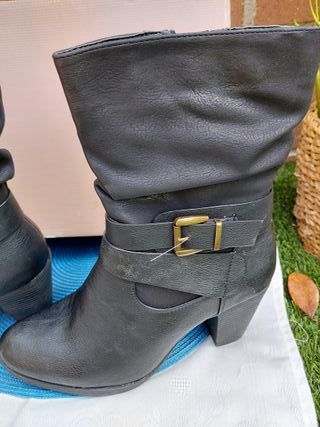 Botas piel nuevas
