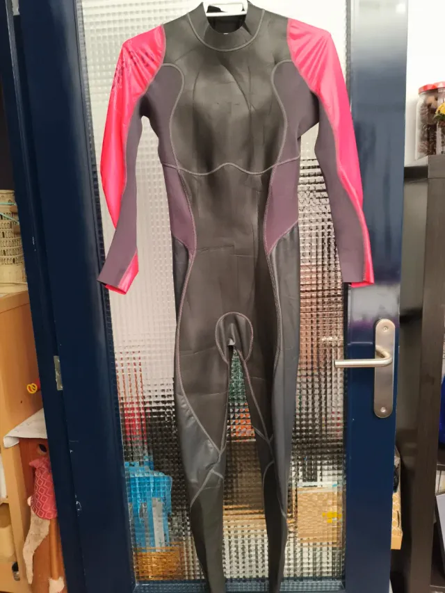 Neopreno integral chica.