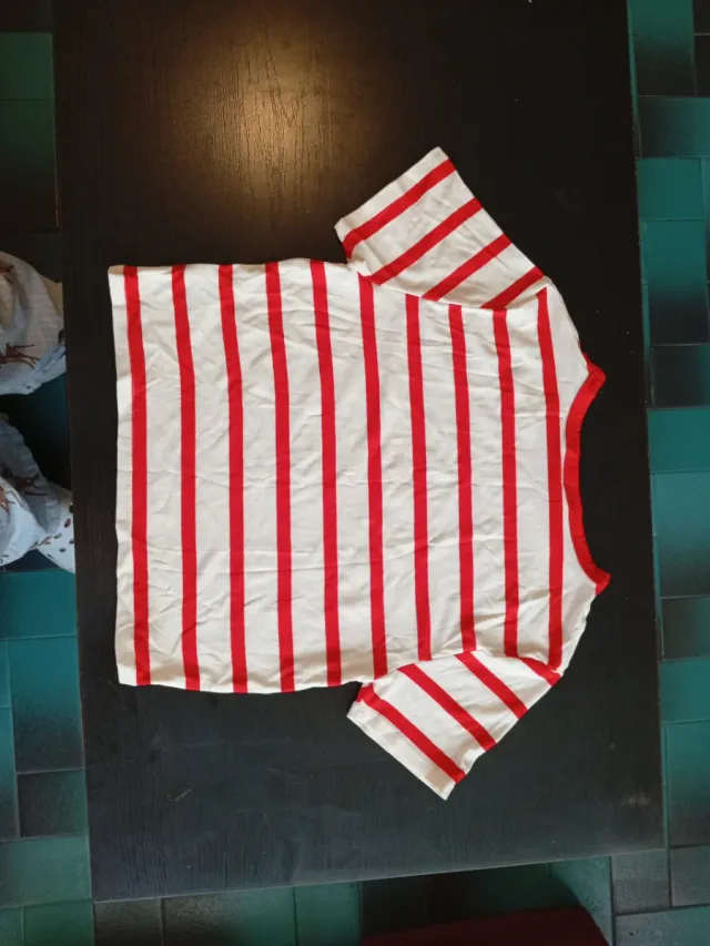 Camiseta Primark Rayas Rojas y Blancas