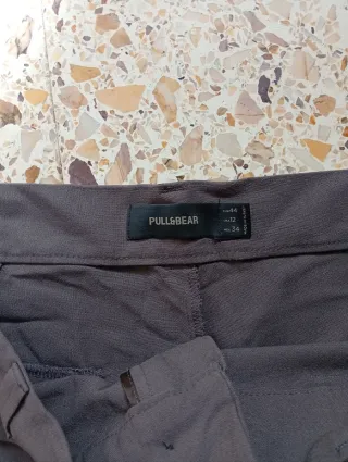 Pantalón vestir Pull and Bear marrón T.44