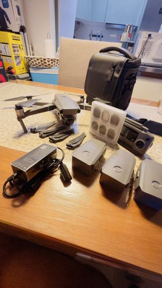 cambio DJI Mavic Pro 2 Drone  por iPhone 14 Pro 