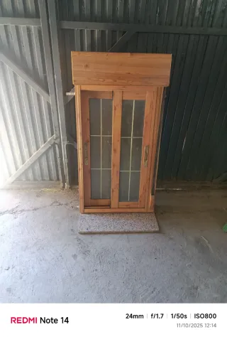 Ventana con persiana de aluminio 