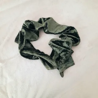 Sciarpa in seta verde donna