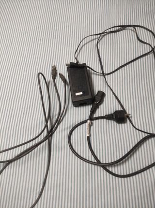 Adaptador Corriente HP 0957-2094 + Cables