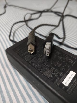 Adaptador Corriente HP 0957-2094 + Cables
