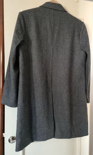 Abrigo tweed gris