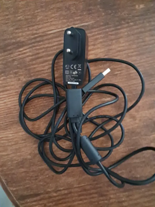 Adaptador de corriente para Kinect