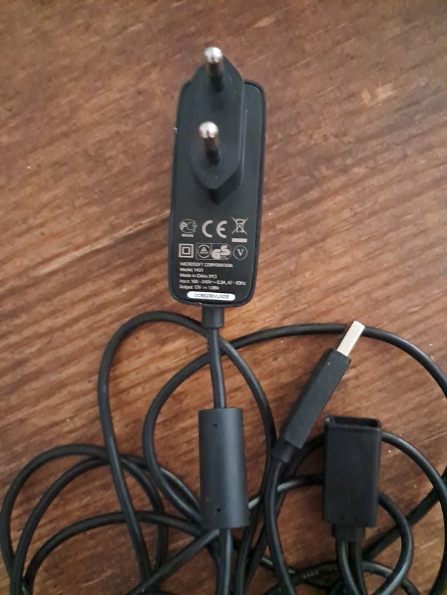 Adaptador de corriente para Kinect