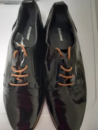 Scarpe donna Graceland nere lucide