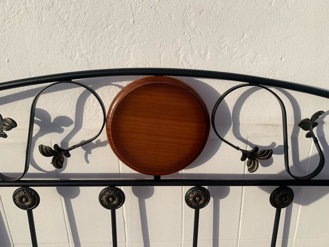 Cabecero de cama metal y madera
