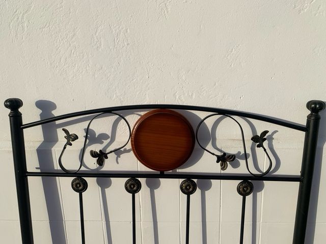 Cabecero de cama metal y madera