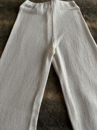 Conjunto Zara Chaleco y Pantalón Beige