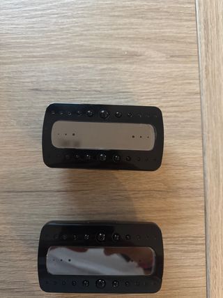 2 Cámaras Negras Pequeñas