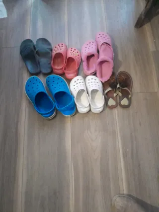 Crocs de varis colors i talles