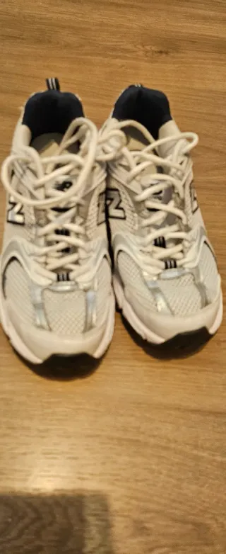 Zapatillas New Balance Blancas y Azules