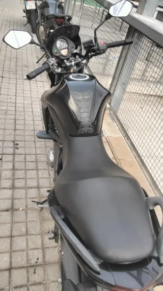 Kawasaki ER6n 650 Limitada vendo o cambio por 125