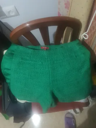 Bermudas verdes de tweed