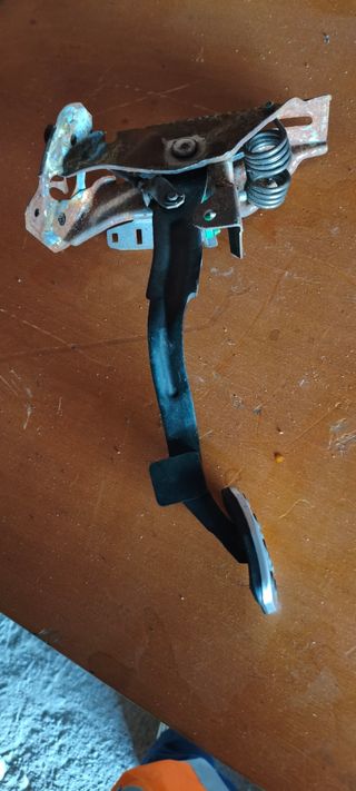 Pedal Embrague Mazda RX8