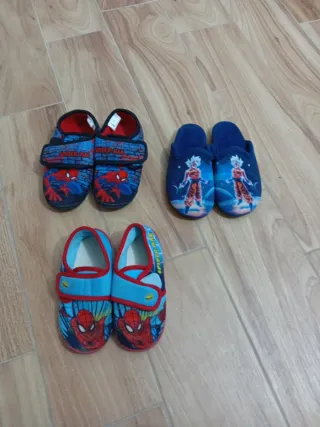 Zapatillas casa Spiderman y Dragon Ball