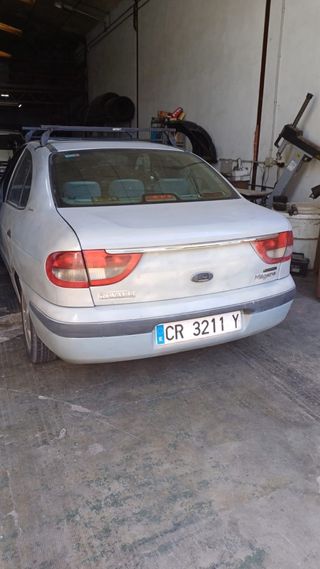Renault Megane 2000