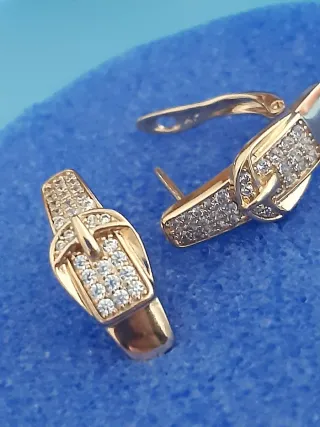 Pendientes cinturón baño oro
