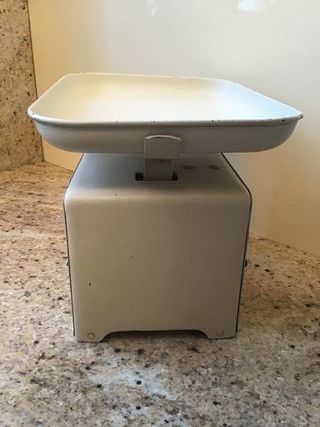 Bilancia vintage in metallo LYSSEX