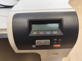 Impresora color laserjet CP5225