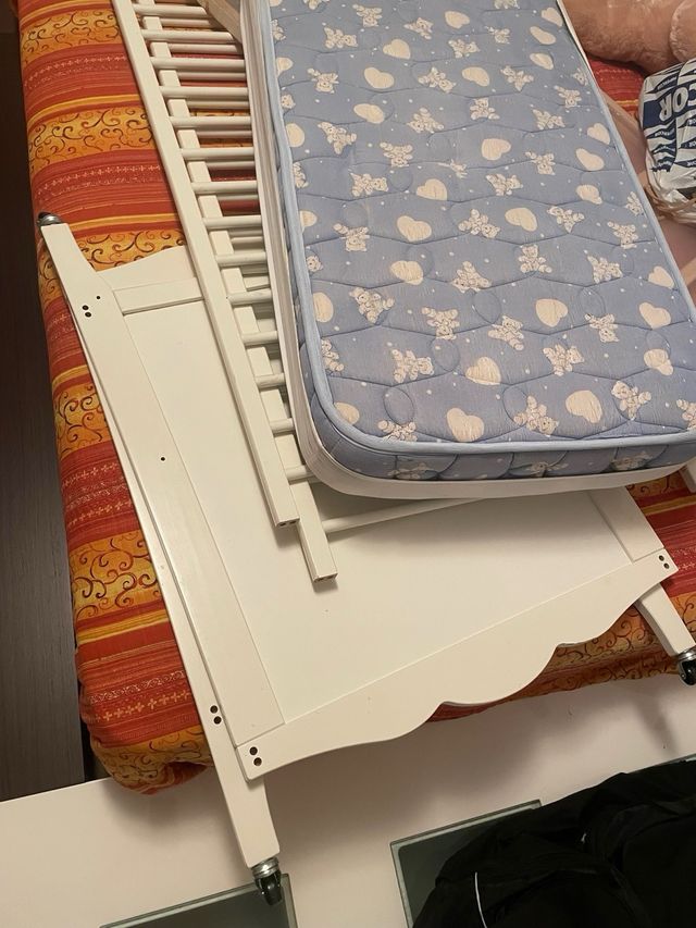 Cuna IKEA HENSVIK 14036