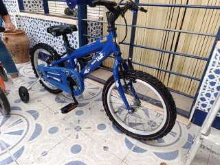 Bicicleta infantil azul