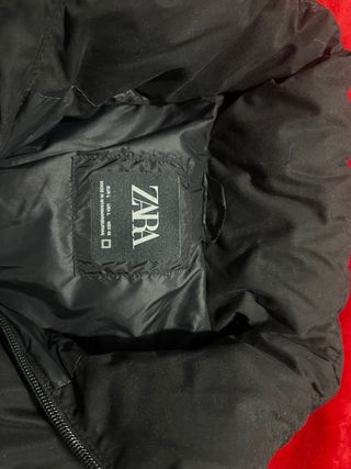 Cazadora Zara Plumas Talla L
Sin uso 