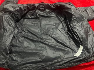 Cazadora Zara Plumas Talla L
Sin uso 